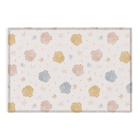 Menina Lisboa Shells and Starfish Outdoor Rug