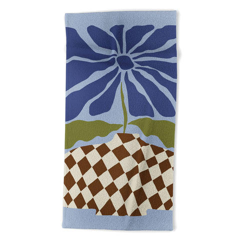 Miho Big blooming flowerpot Beach Towel