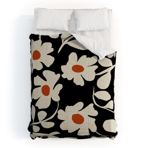 Miho Black and white floral I Comforter