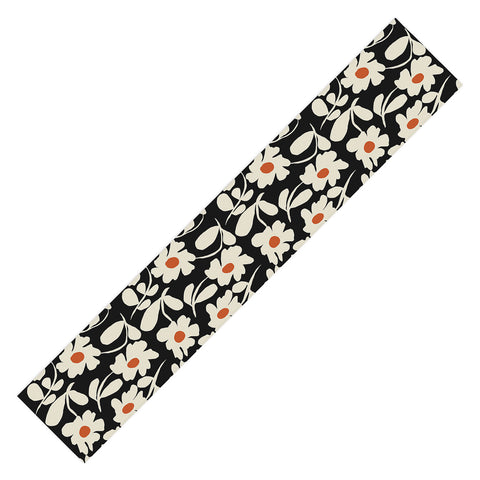 Miho Black and white floral I Table Runner