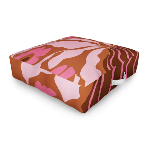 Miho Midcentury blooming pot Outdoor Floor Cushion