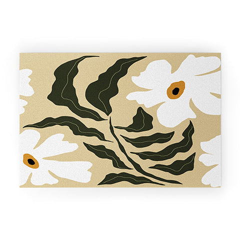 Miho White daisy I Welcome Mat