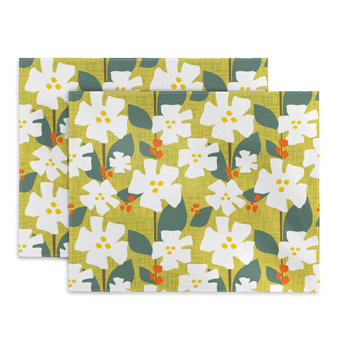 Mirimo White flowers and red berries Placemat