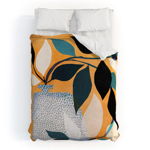 Modern Tropical Ivy in the Courtyard Duvet Cover