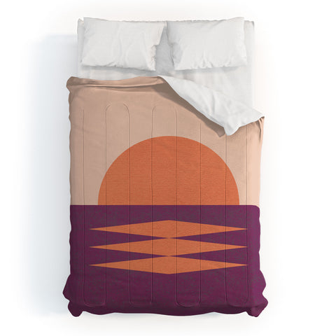 MoonlightPrint Sunset Graphic Pink Comforter