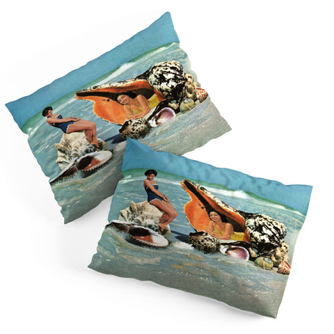 MsGonzalez Greetings from Seashells Pillow Shams