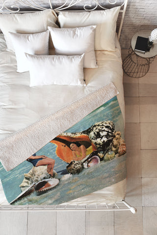 MsGonzalez Greetings from Seashells Fleece Throw Blanket