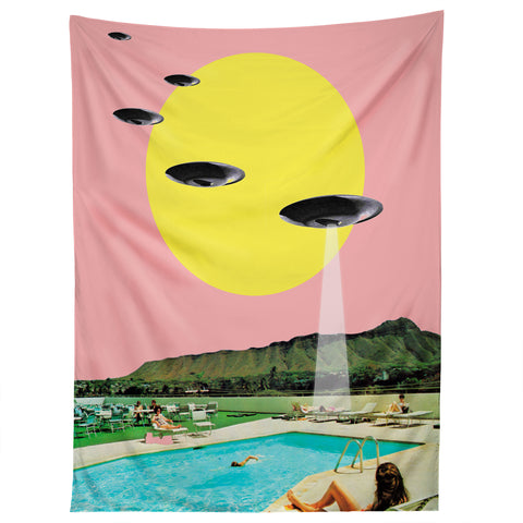 MsGonzalez Invasion on vacation UFO Tapestry