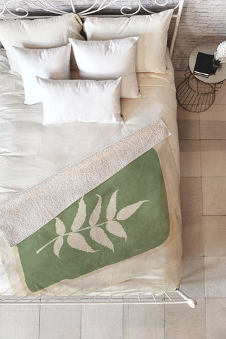 Nadja Leaf Design 19 Fleece Throw Blanket