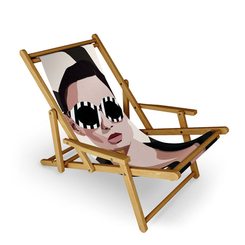 Nadja The Face of Fashion 7 Sling Chair