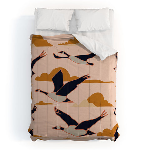 Nika GEESE FLIGHT TOGETHER Comforter