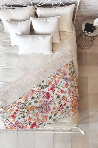 Ninola Design Meadow Perennial Botanical Red Fleece Throw Blanket