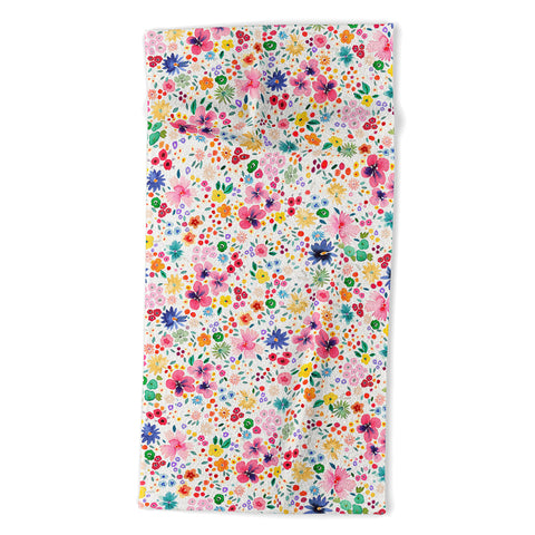 Ninola Design Millefleurs Cute Flowers Beach Towel