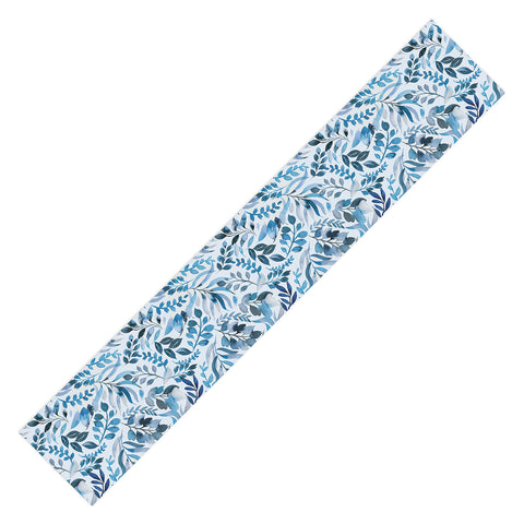 Ninola Design Watercolor Relax Blue Leaves Table Runner