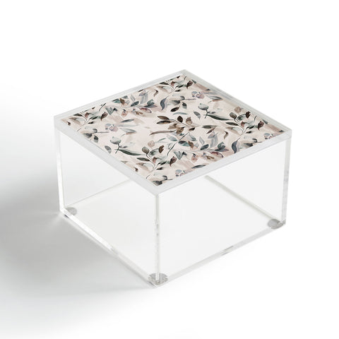 Ninola Design Winter Leaves Neutral Acrylic Box