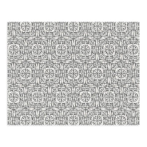 Pimlada Phuapradit Square lace Ivory grey Puzzle
