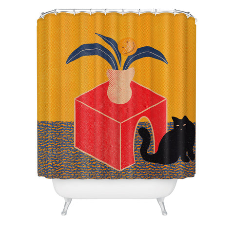 qooeea the cat Shower Curtain
