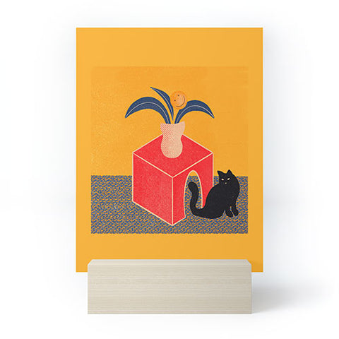 qooeea the cat Mini Art Print