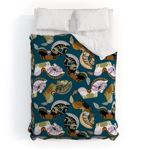 Raven Jumpo Kuda Kepang Duvet Cover