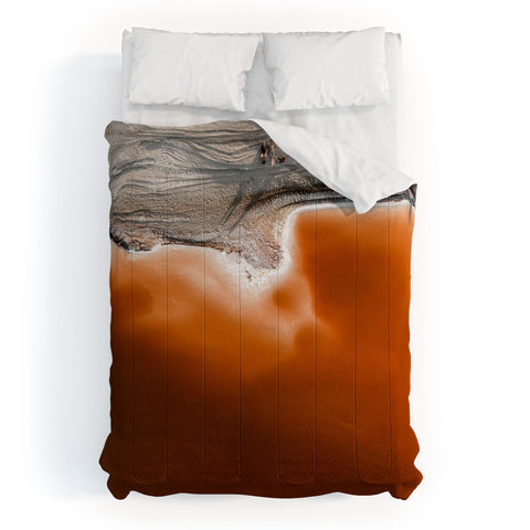 Romana Lilic  / LA76 Photography Red Pond in the Baja Desert vol 1 Comforter