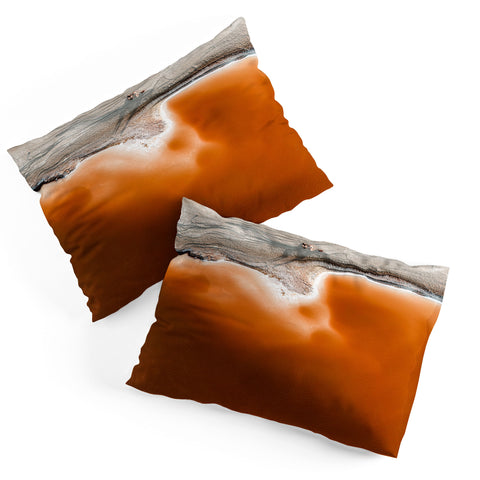 Romana Lilic  / LA76 Photography Red Pond in the Baja Desert vol 1 Pillow Shams