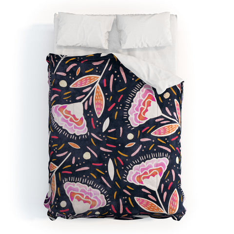 RosebudStudio Take a walk Comforter