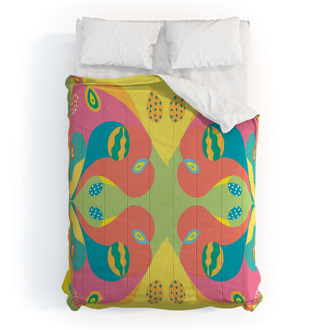 Rosie Brown Color Symmetry Comforter