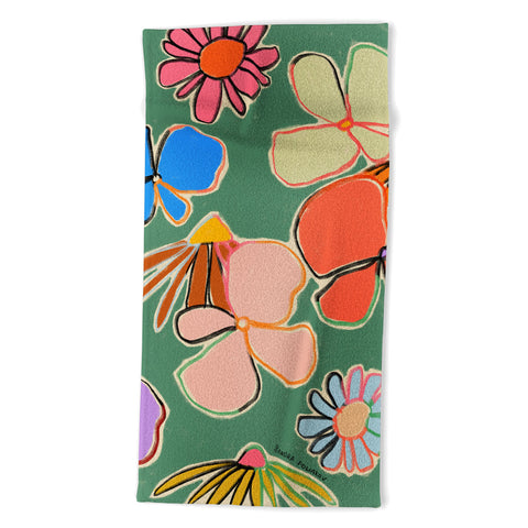 sandrapoliakov VINTAGE GARDEN GREEN Beach Towel