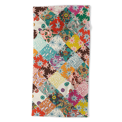 Sharon Turner sarilmak patchwork Beach Towel