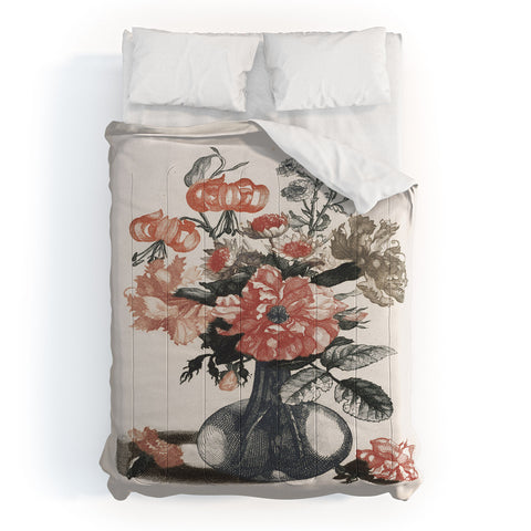 Shopability Five Prints of Flowers in Vase Comforter