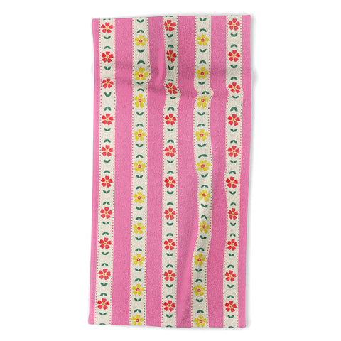Showmemars Granny Style Vintage Florals Pink Beach Towel