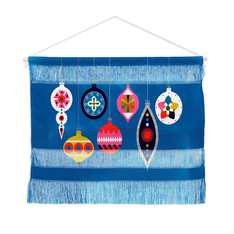 Showmemars Retro Christmas Baubles Wall Hanging Landscape