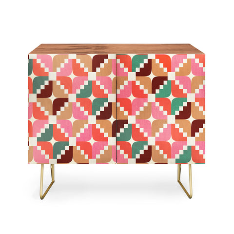 Showmemars Winter Retro Quilt Pattern Credenza