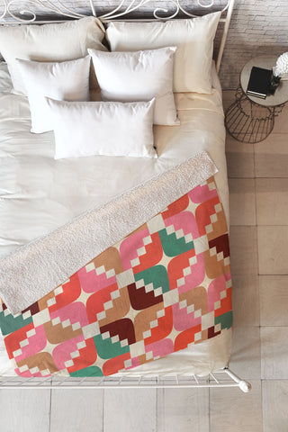 Showmemars Winter Retro Quilt Pattern Fleece Throw Blanket