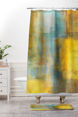 T30 Gallery Puzzled Shower Curtain And Mat