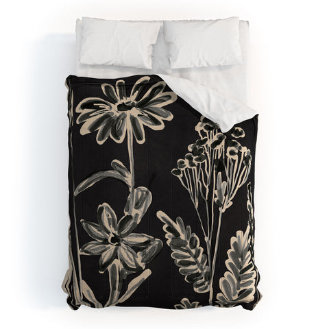ThingDesign Minimalist wildflowers 3 Comforter