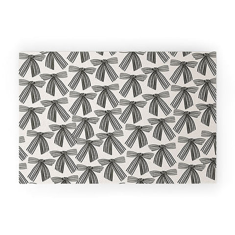 ThirtyOne Illustrations Bows Welcome Mat