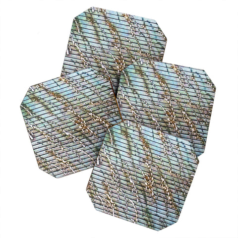 Triangle Footprint li1 Coaster Set
