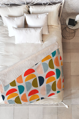 Viviana Gonzalez Mid Century Geometric Vibes I Fleece Throw Blanket