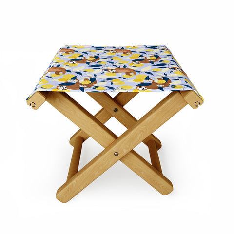83 Oranges Lazy Day Hangout Folding Stool