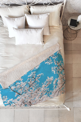 83 Oranges White Blossom And Summer Fleece Throw Blanket