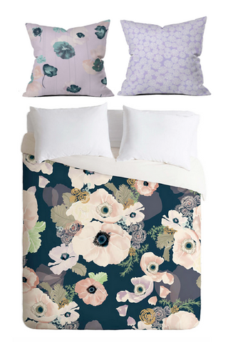 UNE FEMME IN BLUE Bed Set