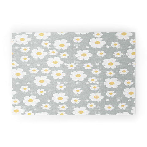 Ali Benyon Gray Daisy Welcome Mat