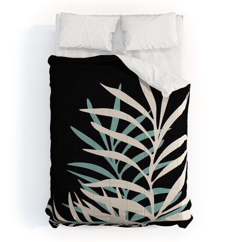 Alisa Galitsyna Still Life with Vase and Three Comforter