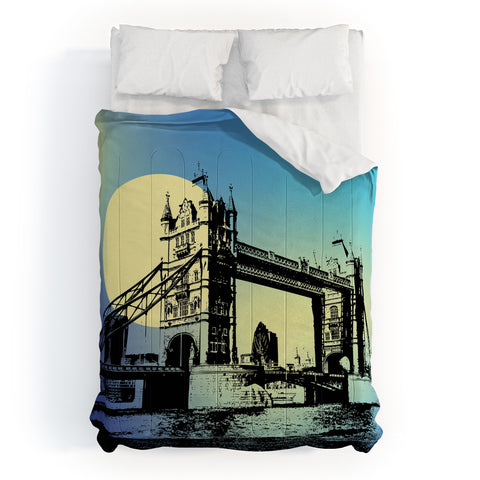 Amy Smith London Bridge Comforter