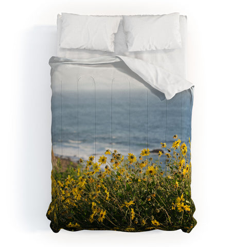 Ann Hudec Coastal Wildflowers Comforter