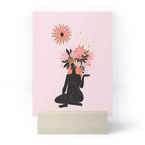 Anneamanda blooming in sun Mini Art Print