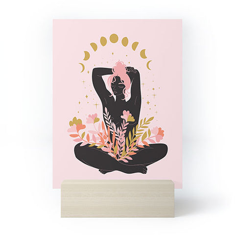 Anneamanda deep breath Mini Art Print