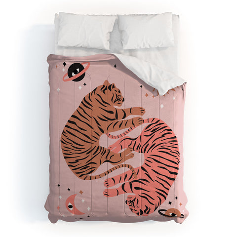 Anneamanda sleeping tigers Comforter