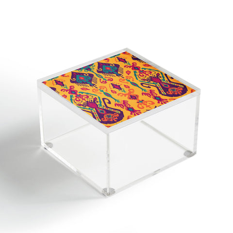 Arcturus Cloud Tie Sunshine Acrylic Box